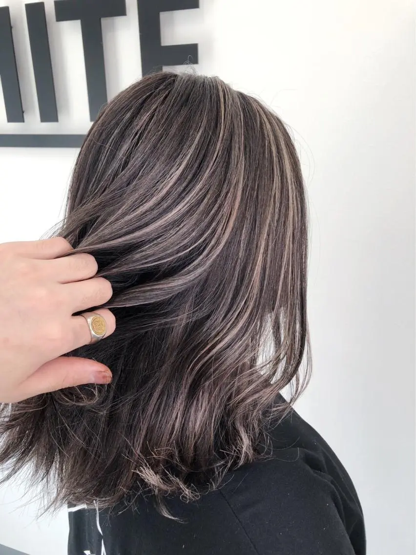 ミディアム カラー レイヤーカット⭐︎ 韓国ヘア⭐︎YUKAのヘアスタイル