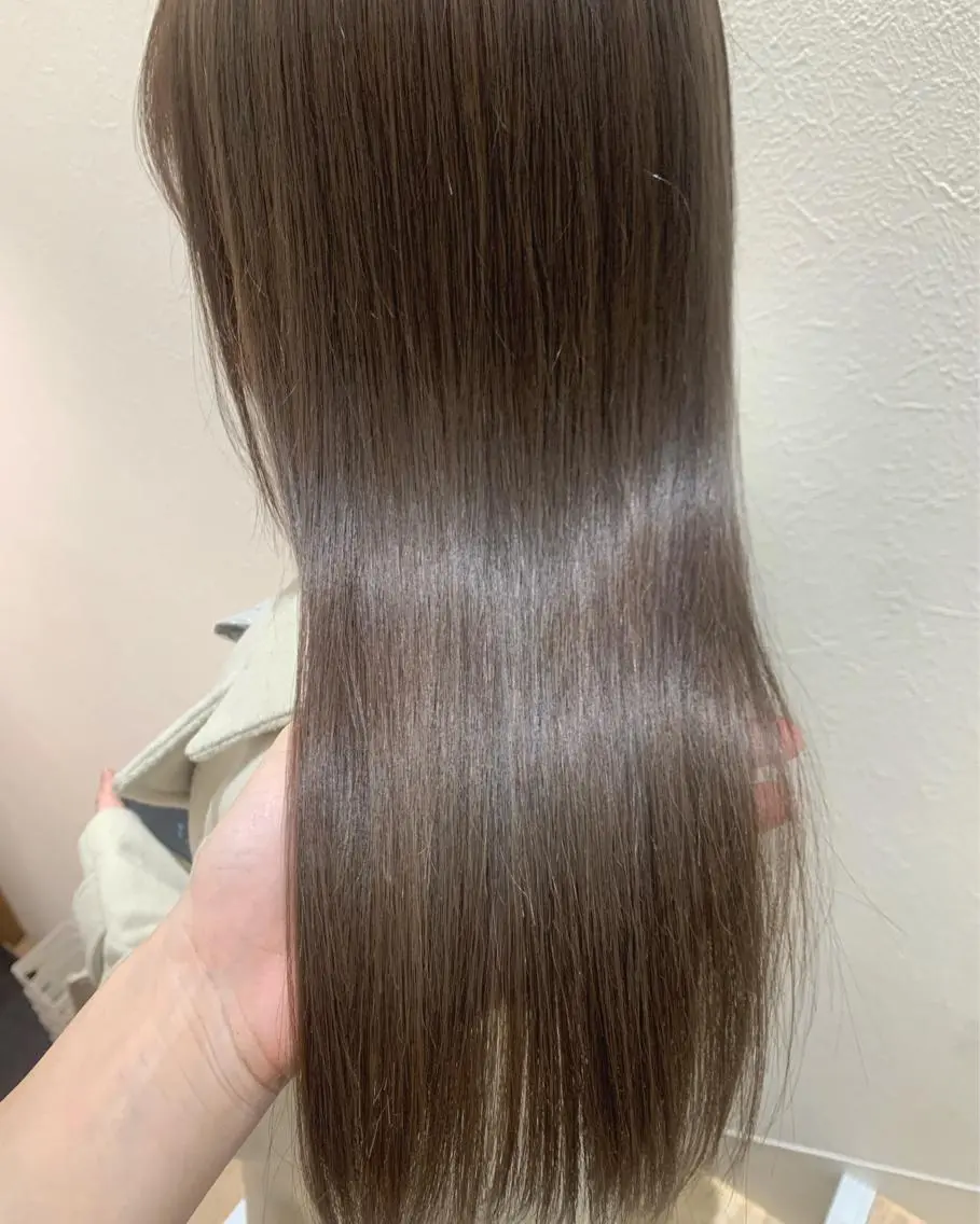 ロング カラー ブリーチ グレージュ カット ヘアカラー トリートメント hubhair レイヤー/透明感のヘアスタイル