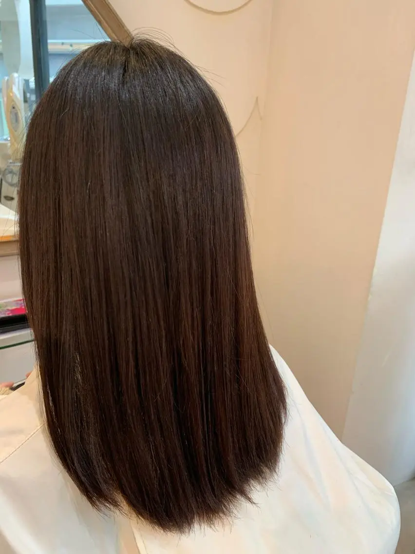 ミディアム 宮下 祐香のヘアスタイル