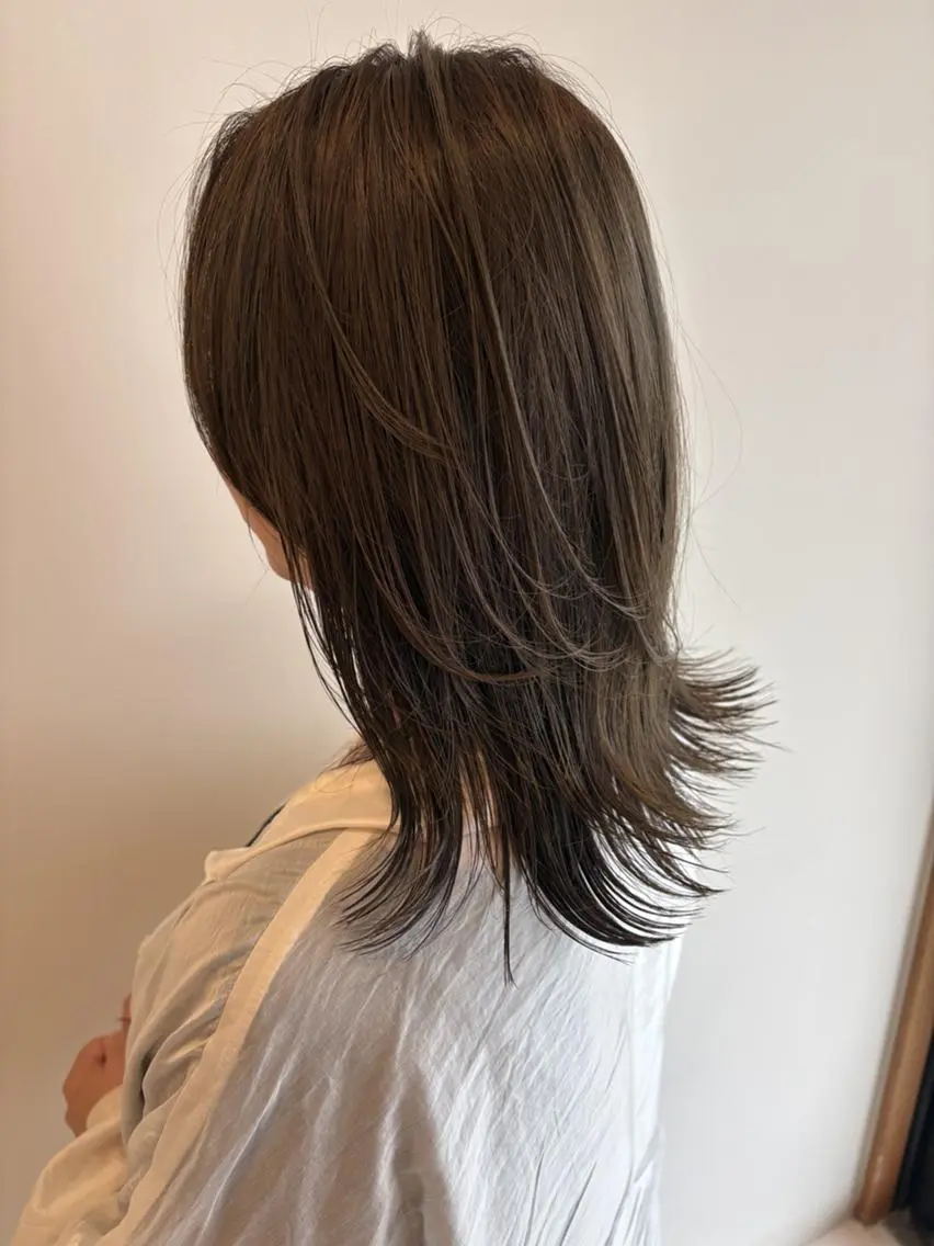 ミディアム カラー ベージュカラー ブリーチ ブリーチなしカラー 伸ばしかけ 髪質改善 カット ヘアカラー トリートメント 伊勢崎/nap hair 栗原大輔のヘアスタイル