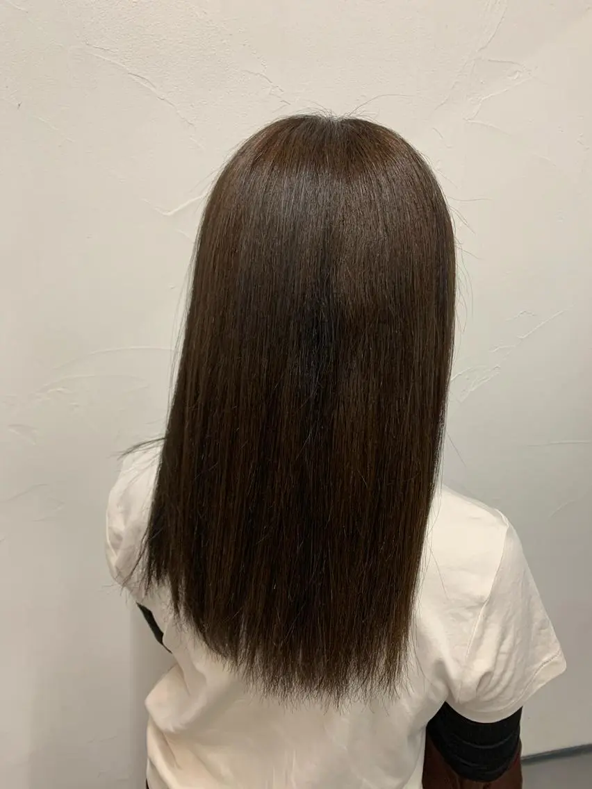 セミロング 三好 羽美のヘアスタイル