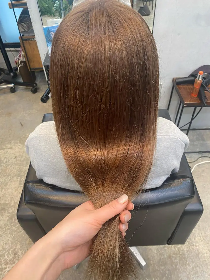 ロング カラー ベージュカラー ブリーチ ブラウンカラー ブラウンベージュ やました もえかのヘアスタイル