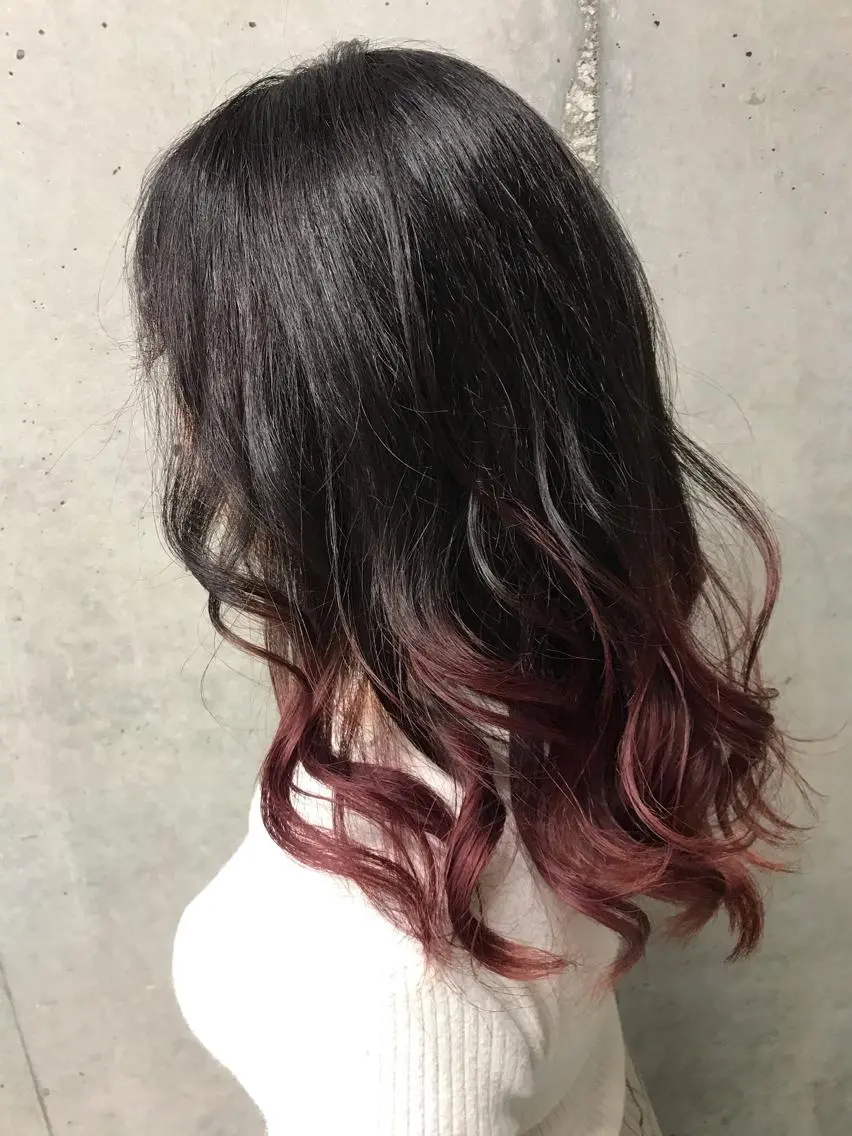 セミロング ヘアカラー 横山 奈央のヘアスタイル