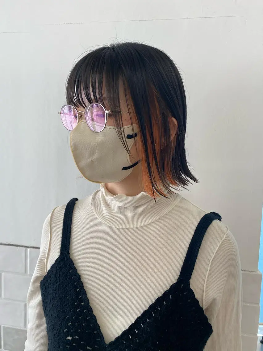 ショート カラー 切りっぱなしボブ インナーカラー ボブ ヘアカラー アオヌマミユ☁️ /ボブ/ハイトーン/のヘアスタイル