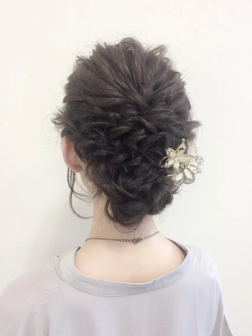 セミロング ロング ヘアアレンジ 結婚式・ブライダル 三つ編み 沢田 瞳のヘアスタイル