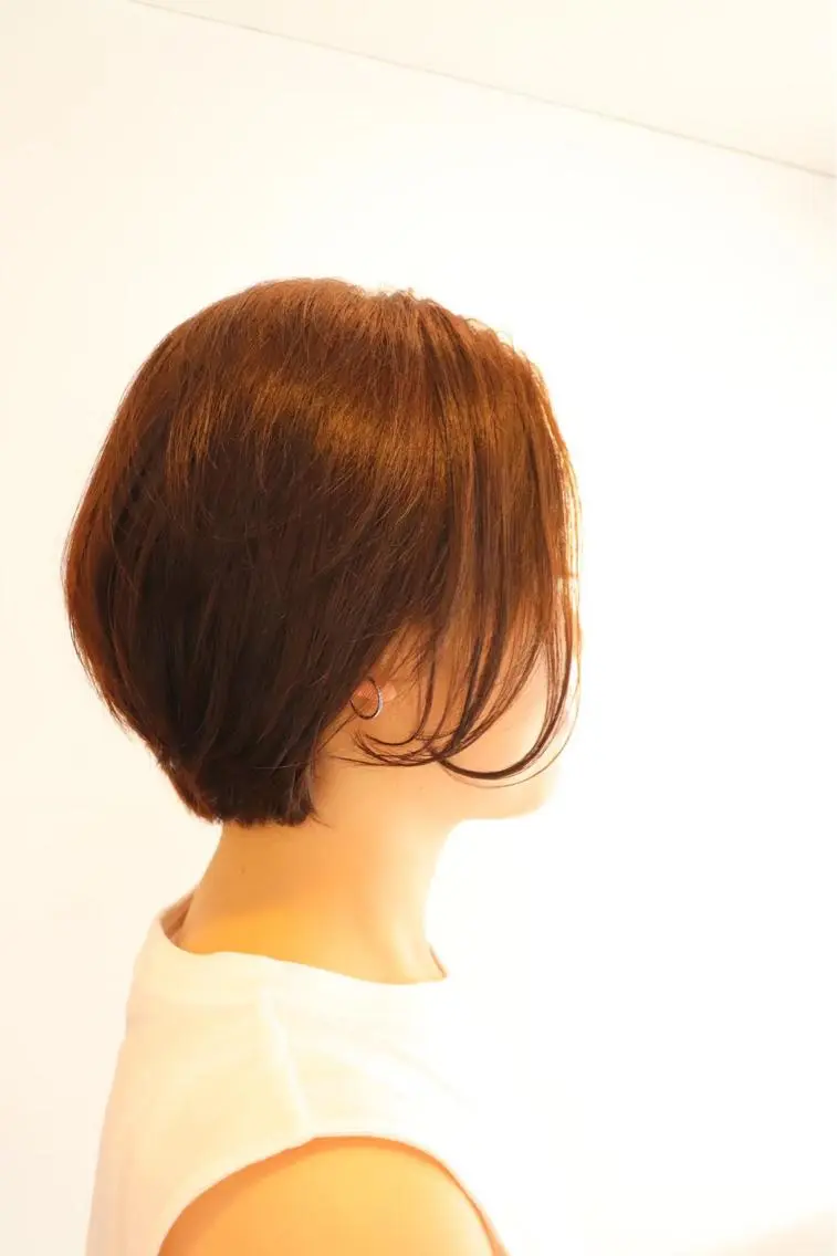 ショート カラー 小川 美香のヘアスタイル