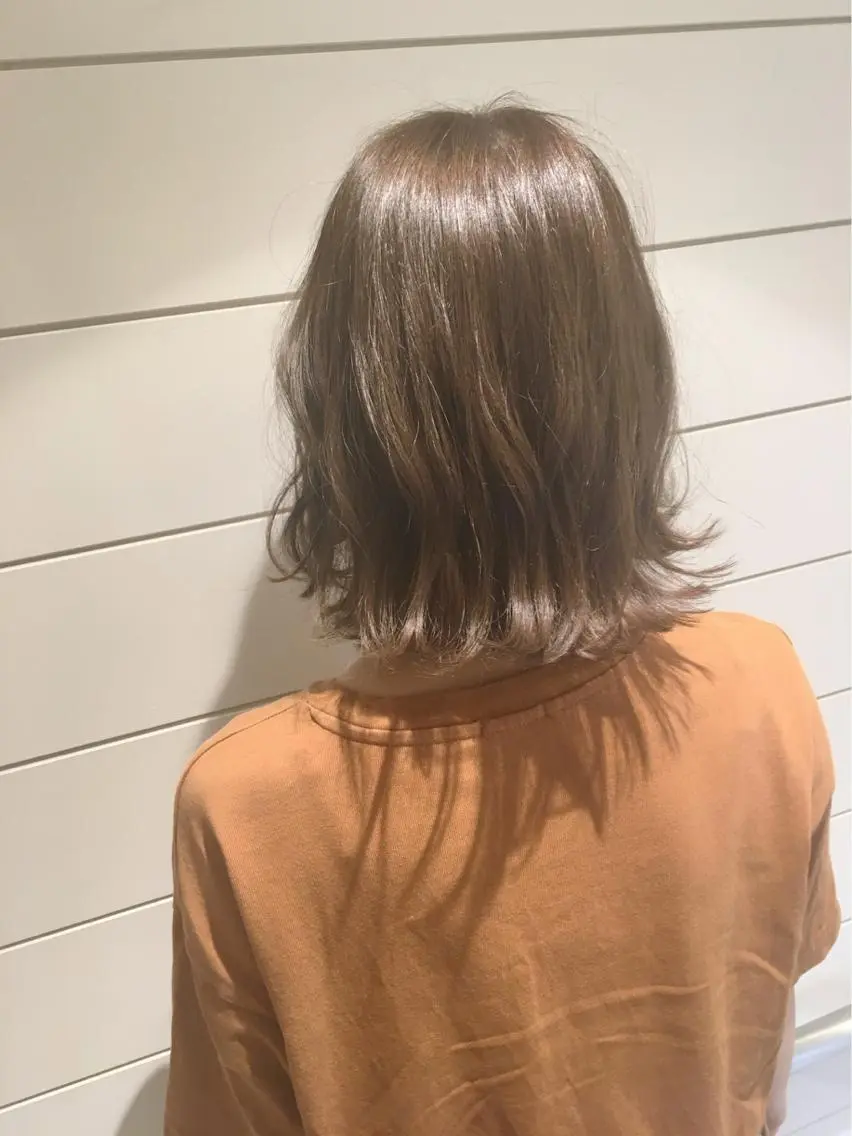 ミディアム カラー ベージュカラー 🍊新宿南口🍊 ERINAのヘアスタイル