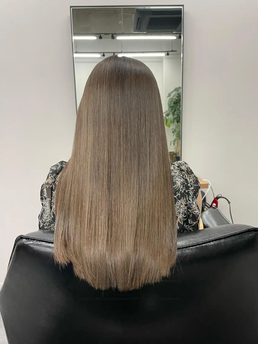 ロング カラー ヘアカラー けいと髪質改善 全年齢リピート多数のヘアスタイル