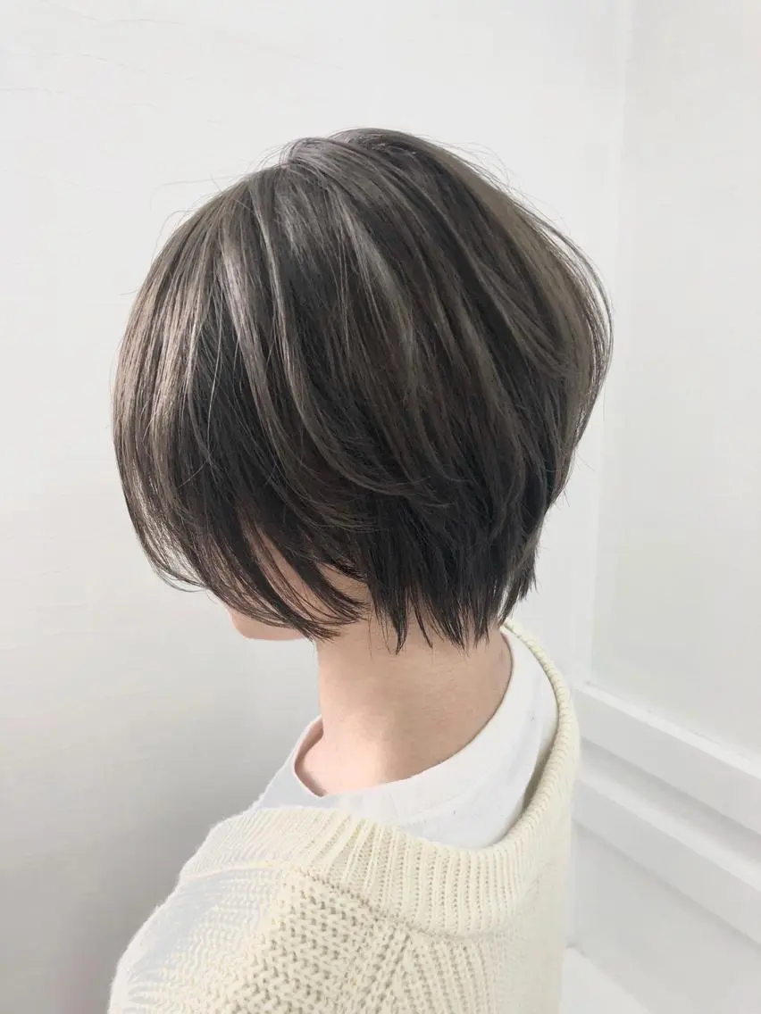 ショート ショートボブ ボブ ショートヘア 小川 美咲のヘアスタイル