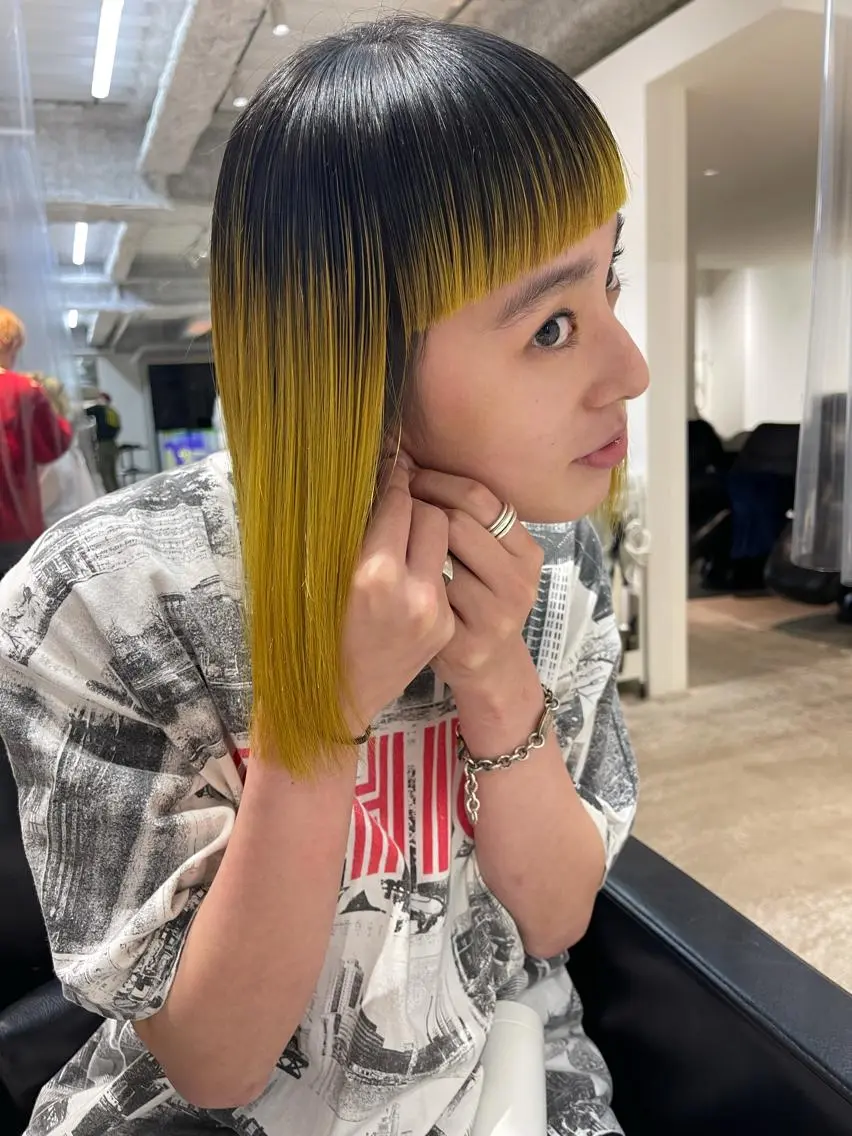 ミディアム カラー oma　袮次金 鈴香のヘアスタイル