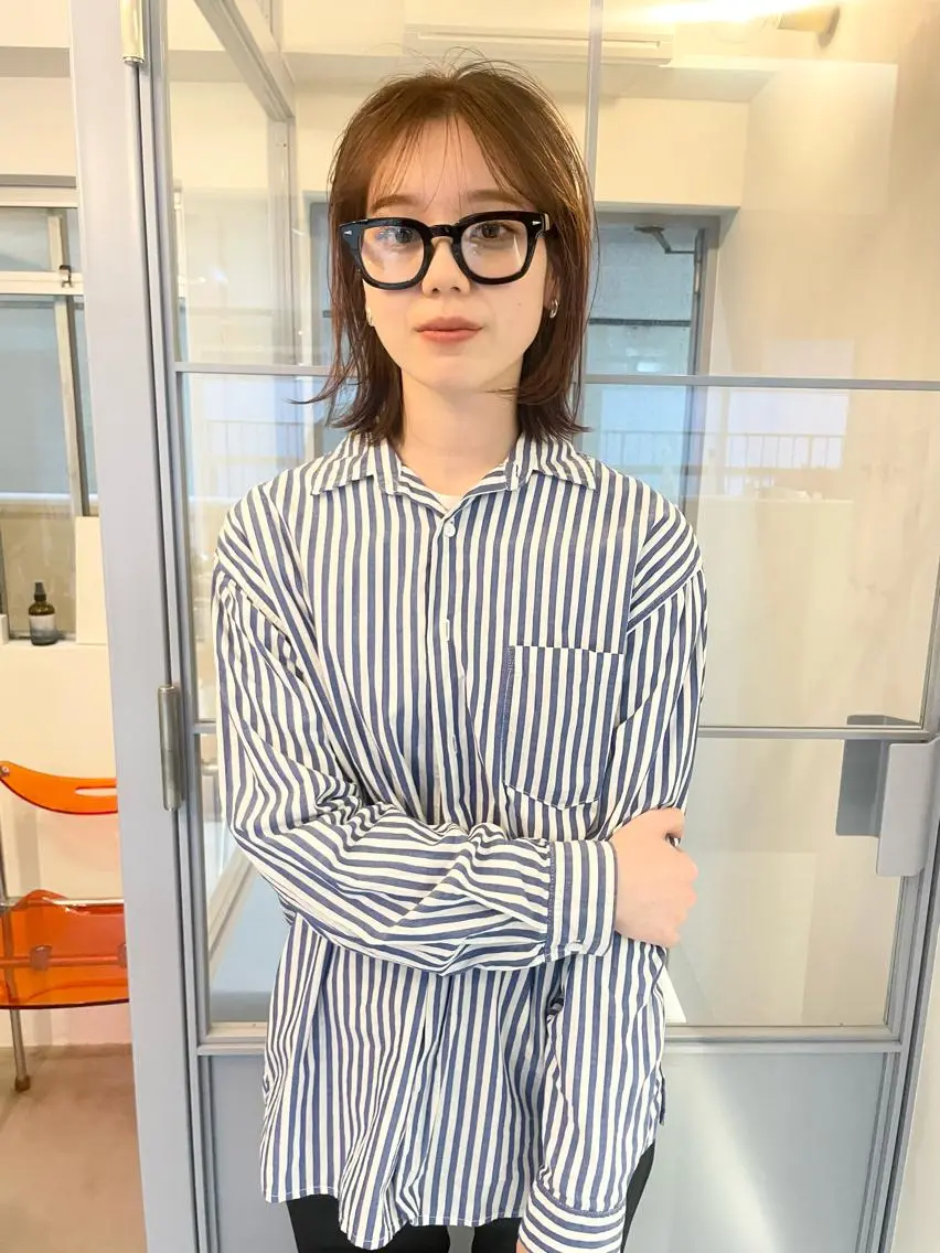 ショート カラー カット ヘアカラー suvvy hairsalonのヘアスタイル