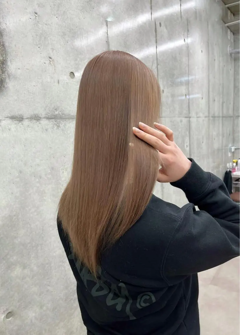 カラー ベージュカラー 佃 優音のヘアスタイル