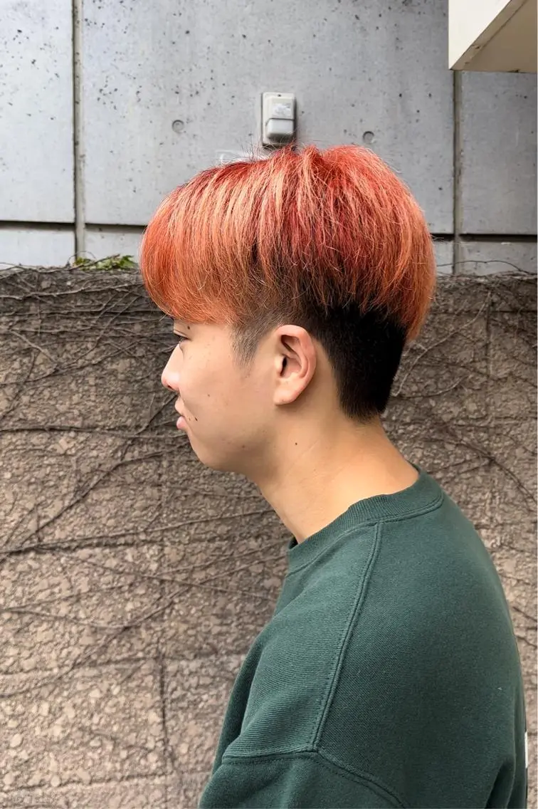 ショート カラー メンズ レッドカラー 松村 翔のヘアスタイル