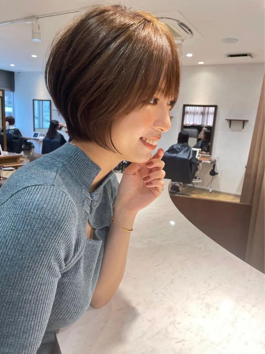 ショート ボブ ショートヘア 小顔カット かえ🩶韓国ボブ🎀 透明感カラー🥣のヘアスタイル