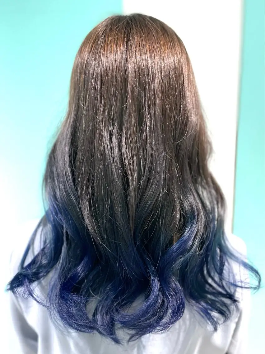 ロング ヘアカラー 原 千景のヘアスタイル