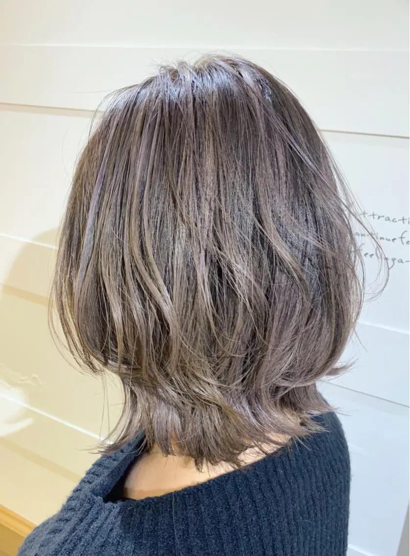 セミロング カラー グレージュ シルバー シルバーグレージュ 船津武俊 フナツタケトシのヘアスタイル