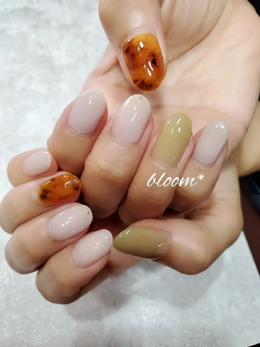 ネイル アートネイル べっ甲ネイル bloom *のネイルデザイン