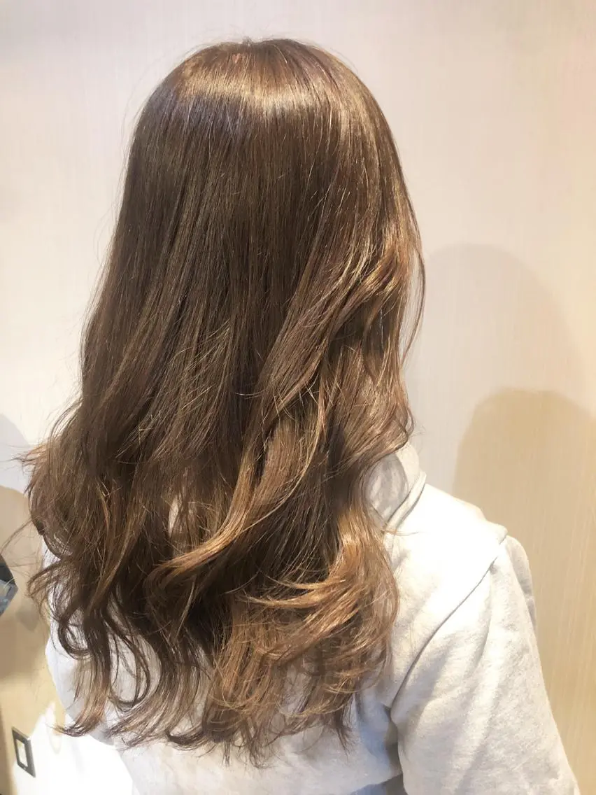 セミロング カラー おくだ　りお /ハイトーンカラーのヘアスタイル