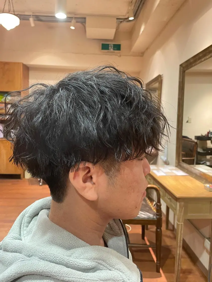 ショート パーマ メンズ メンズパーマ 波巻きパーマ 🌙19時以降通える メンズ専門 コーダイのヘアスタイル