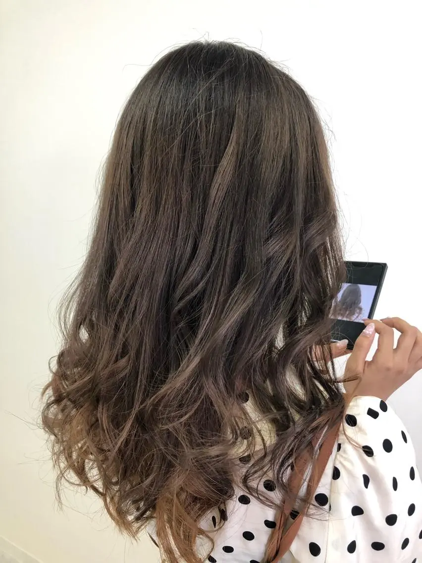ロング ハイライト レイヤーカット colorshair 田宮店/大岡亮介のヘアスタイル