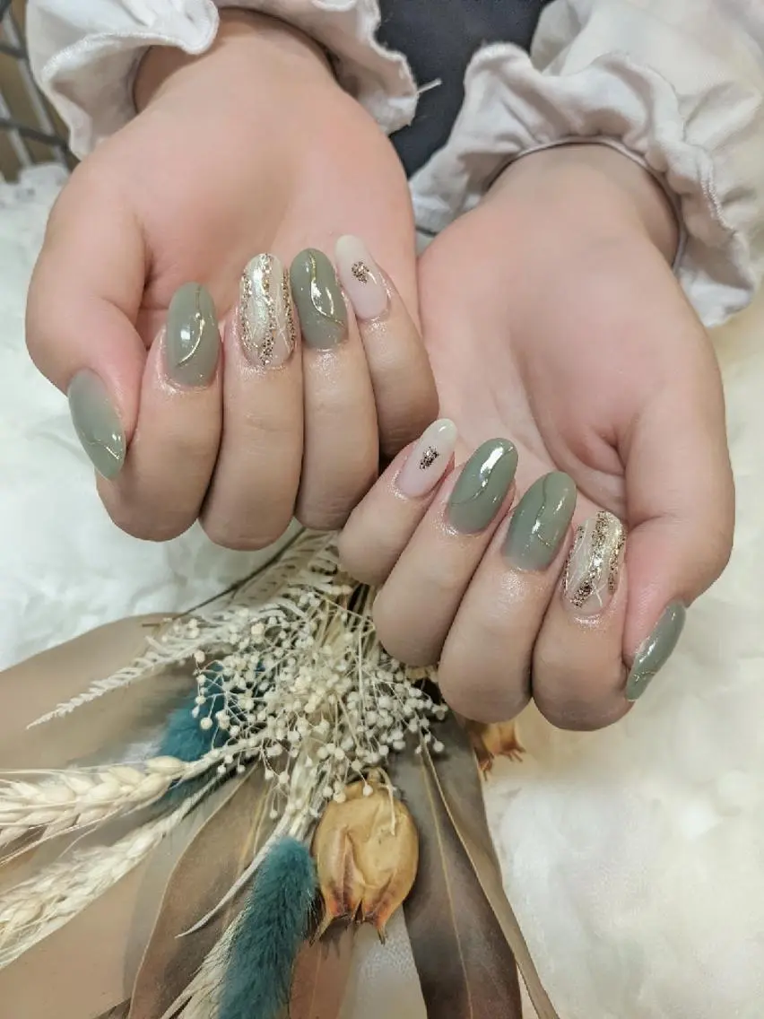 ネイル シンプルネイル ハンドネイル Nailsalon Arumのネイルデザイン