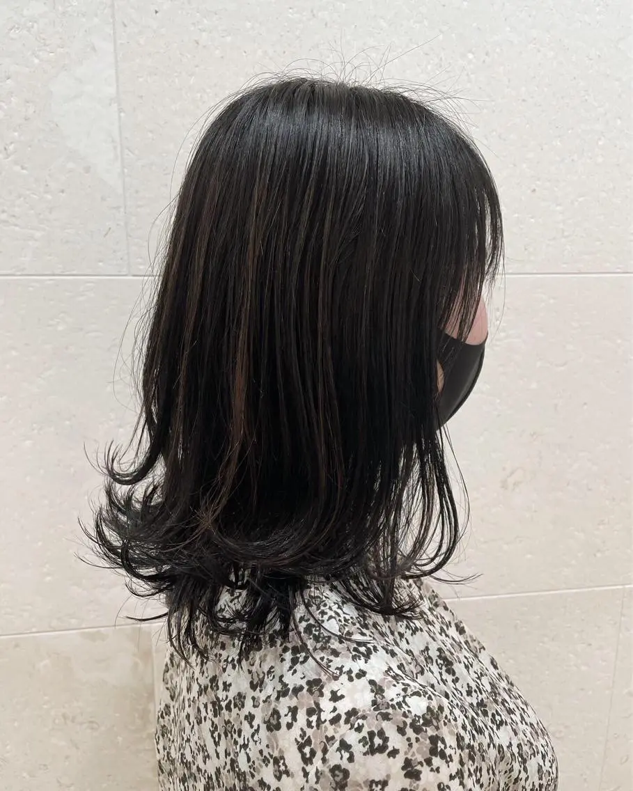 セミロング カラー ヘアカラー トリートメント 斉藤 貴也のヘアスタイル