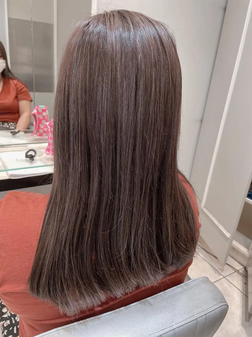 セミロング カラー ハイライトカラー ハイライト カット ヘアカラー トリートメント 🦖鶴岡 香純🦖のヘアスタイル