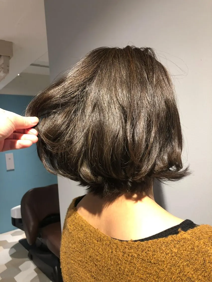 ミディアム カラー 透明感カラー ハイライトカラー ハイライト 佐川 友里のヘアスタイル