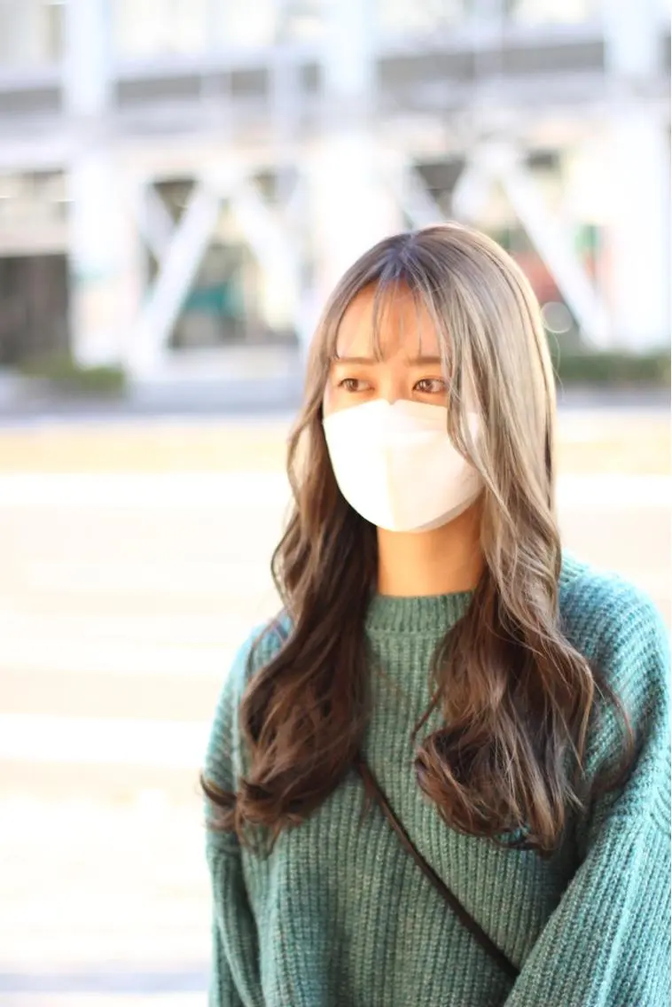 ロング カラー ブリーチ Era Hatsuneのヘアスタイル