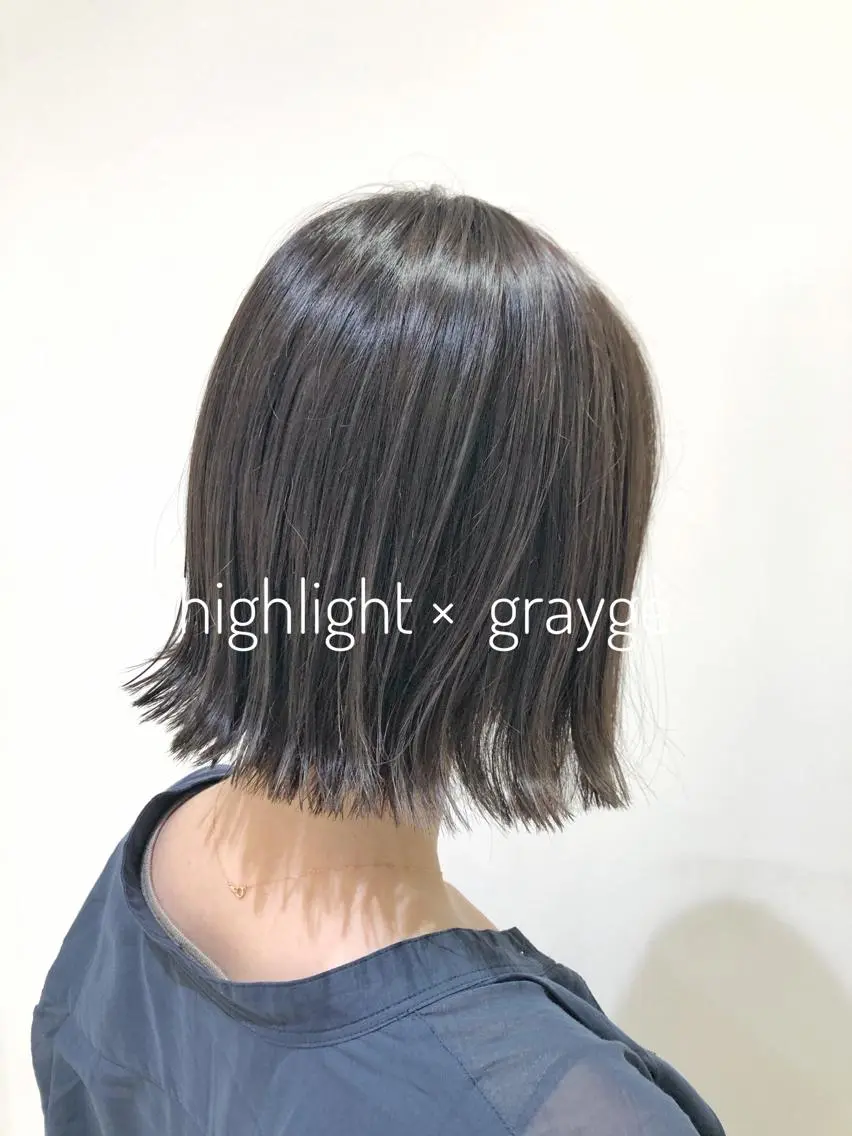 ショート カラー グレージュ ハイライトカラー ハイライト 大平 美沙のヘアスタイル