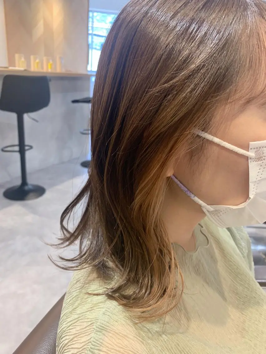 ミディアム カラー MIA 菅原のヘアスタイル