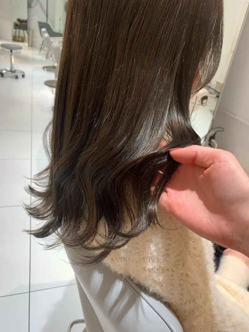 ロング カラー Takahashi Yuriのヘアスタイル