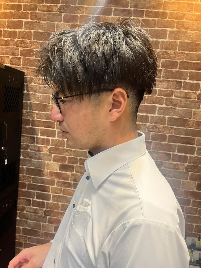 ショート カラー パーマ ヘアアレンジ メンズ キッズ ネイル マツエク・マツパ アイブロウ メンズブリーチ メンズハイライト メンズインナーカラー メンズ韓国風 ブリーチ 久木原 ゆりのヘアスタイル