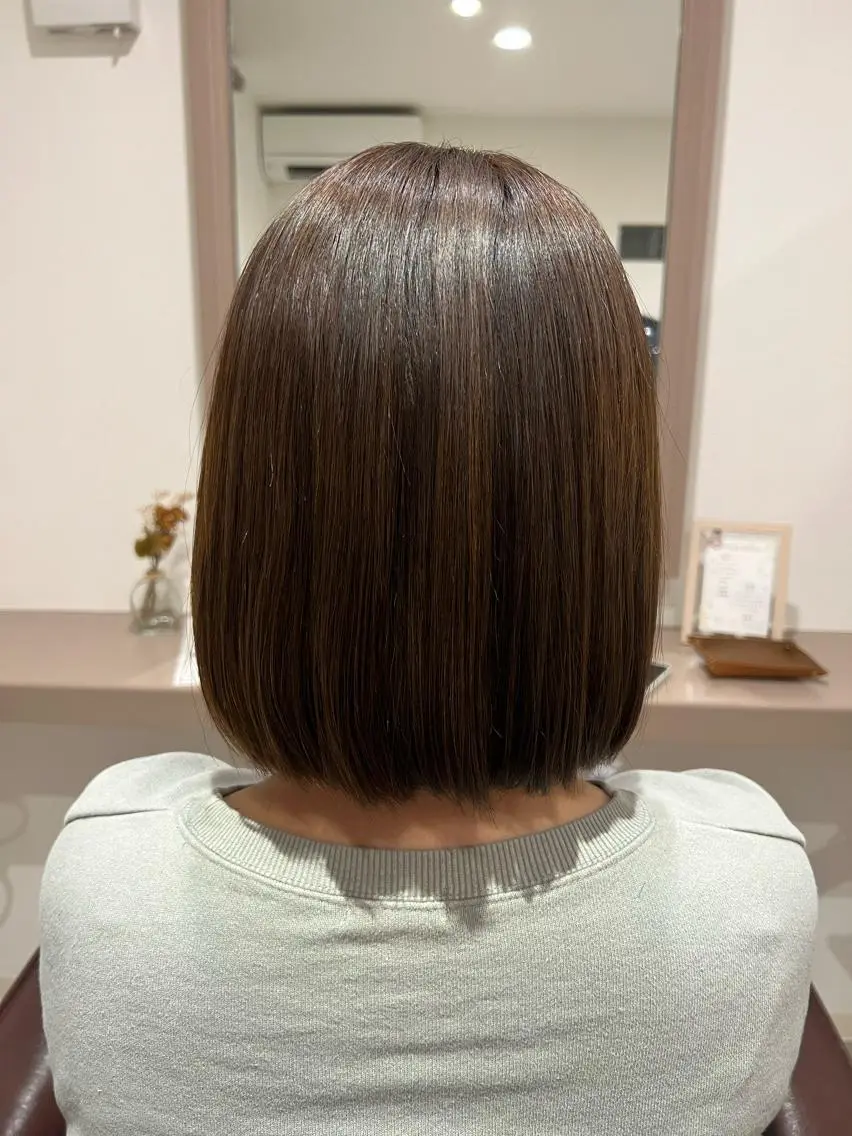 ミディアム カット ヘアカラー 縮毛矯正 井上 美春のヘアスタイル