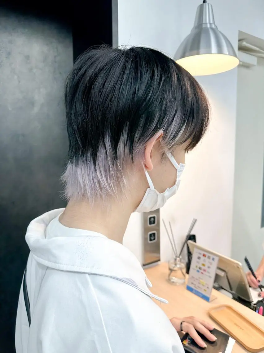 ミディアム カラー ヘアアレンジ メンズ メンズインナーカラー インナーカラー ヘアカラー トリートメント メンズ特化 🦋KANOKO🦋のヘアスタイル