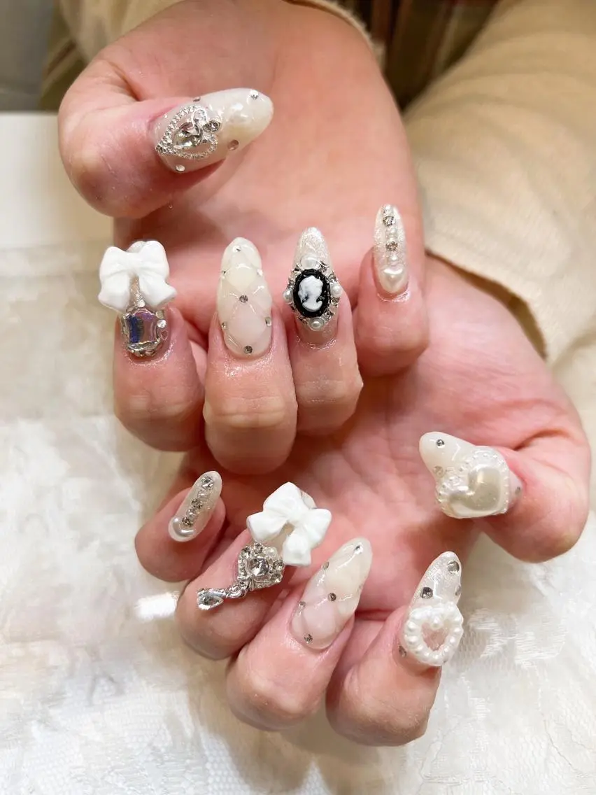 ネイル 持ち込み nailist yuiのネイルデザイン