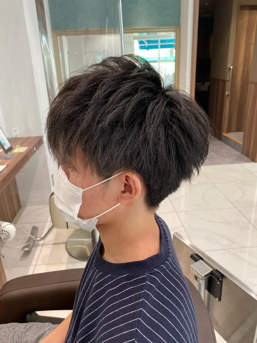 ショート ハイトーン&透明感 カラー☘️片山優陽のヘアスタイル