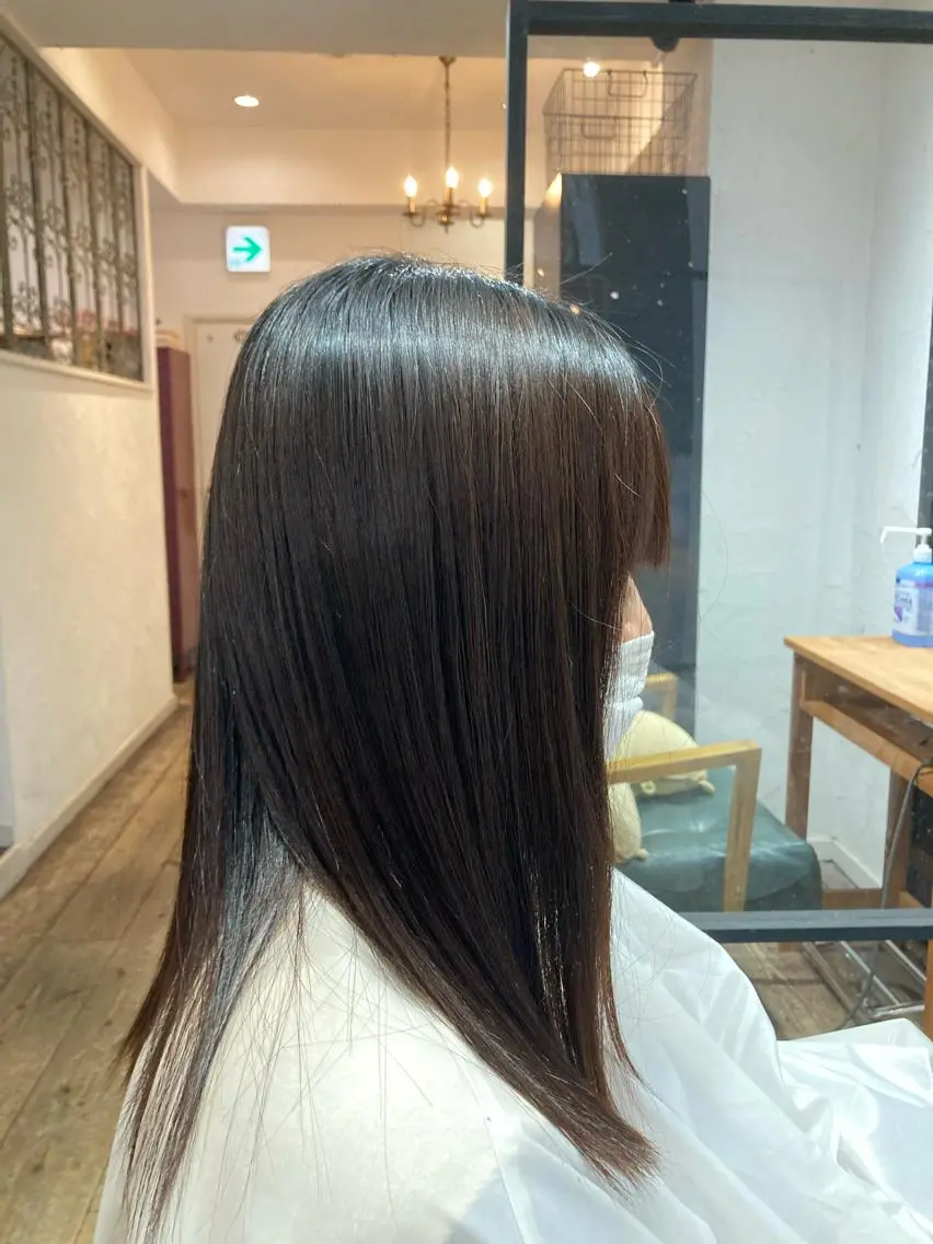 セミロング 縮毛矯正 髪質改善/縮毛矯正/ 超高濃度水素ケアのヘアスタイル