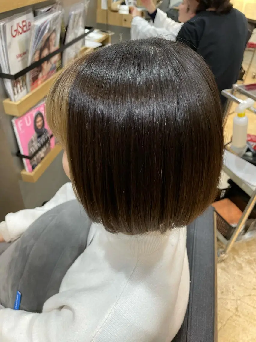 ショート ボブ inity　杉本 美羽のヘアスタイル