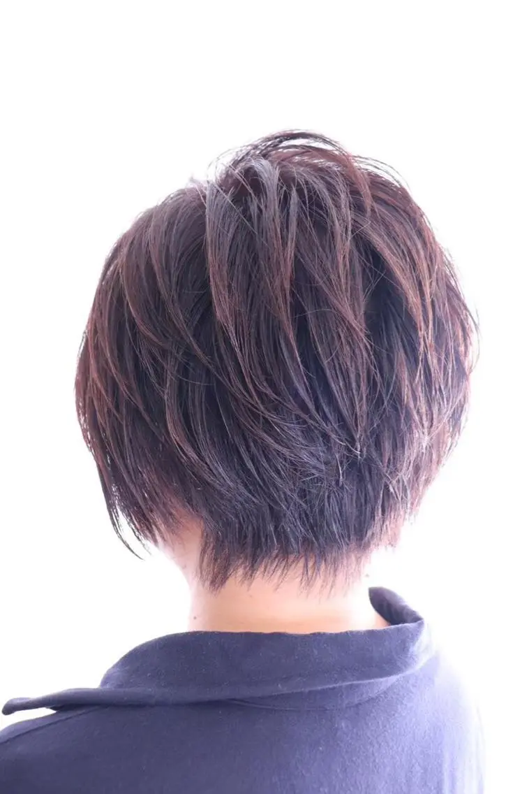 ショート カラー 小川 美香のヘアスタイル