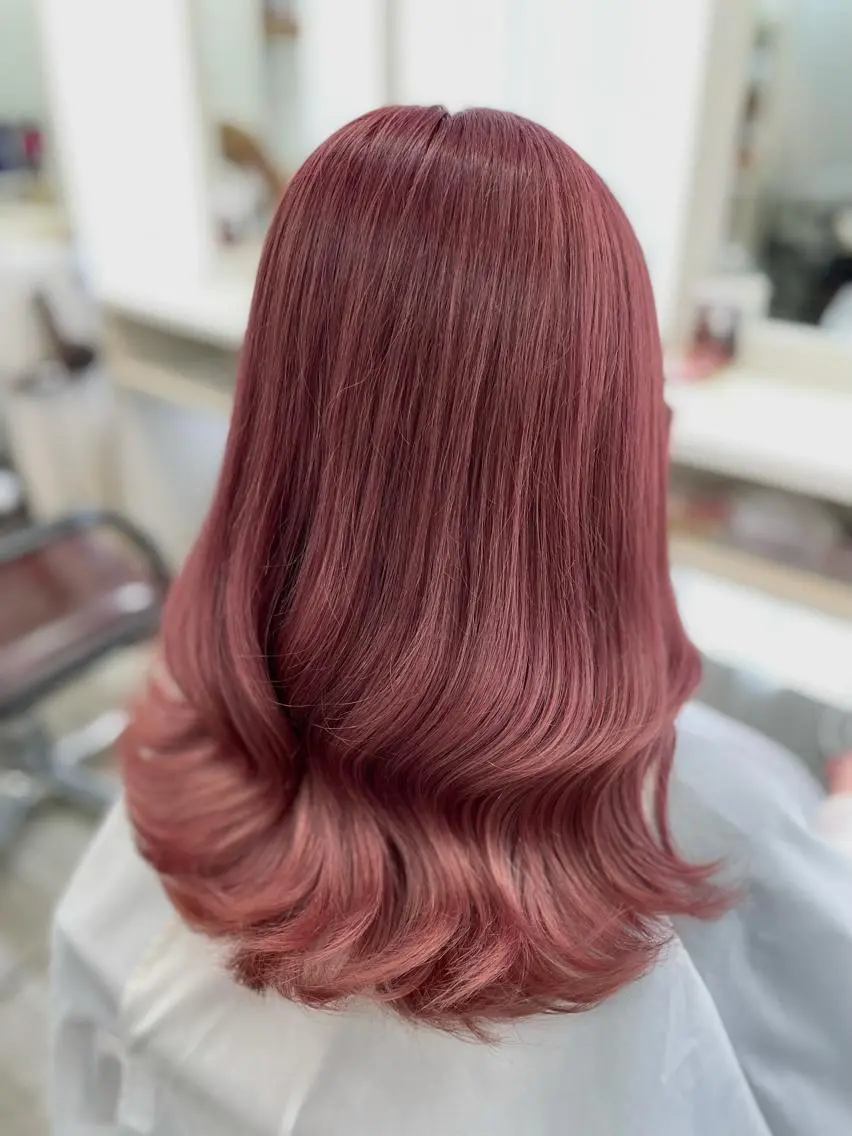 セミロング カラー ヘアカラー トリートメント ヘアセット 韓国ヘア🤍髪質改善 🇰🇷AKANEのヘアスタイル