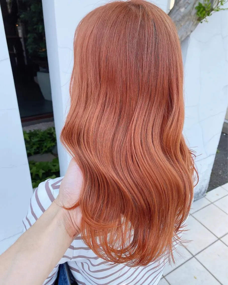 セミロング カラー ベージュカラー オレンジ オレンジベージュ ヘアカラー 具志 正太のヘアスタイル