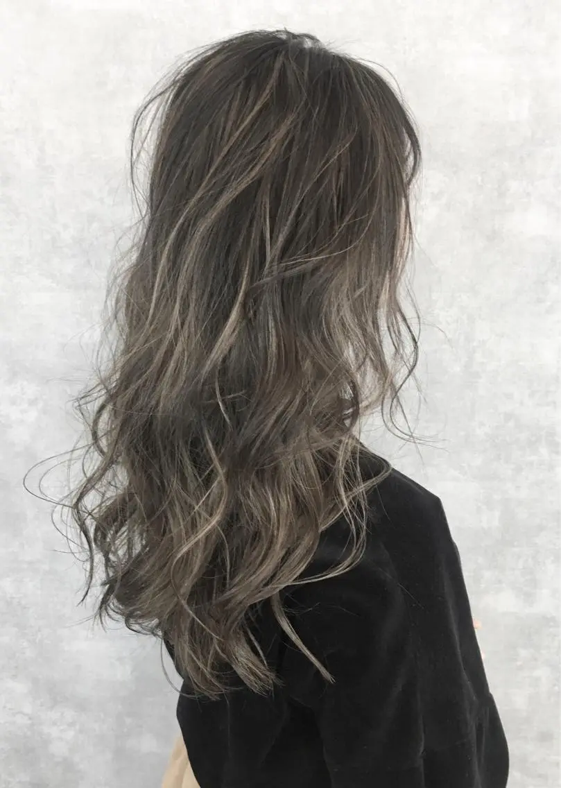 ロング カラー ハイライトカラー ハイライト レイヤーカット BLend 渋谷のヘアスタイル