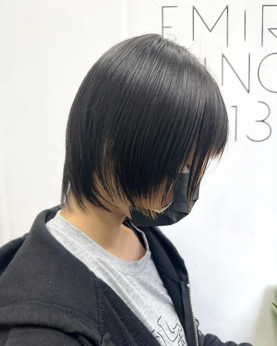 ショート カラー ブリーチ イヤリングカラー ショートヘア ウルフカット OAK溝の口 𖠋SHINYAのヘアスタイル