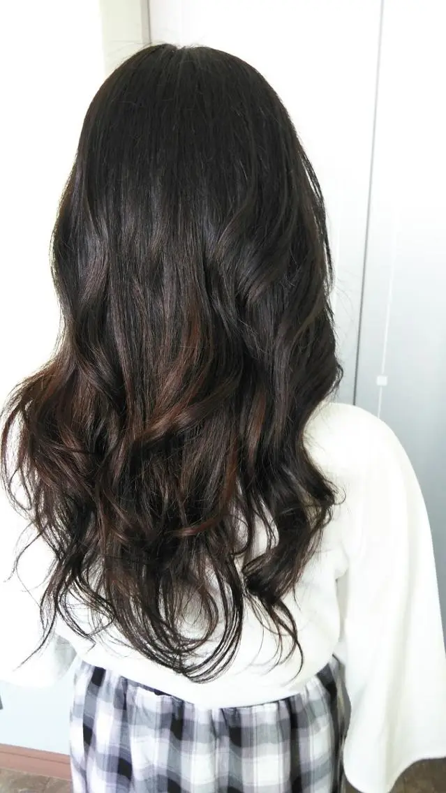 ロング カラー パーマ ヘアアレンジ メンズ キッズ ネイル マツエク・マツパ メンズブリーチ メンズ就活ヘア ブリーチ 透明感カラー デザインカラー MEGUMI megumiのヘアスタイル