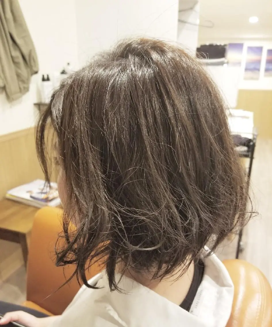 ショート カラー パーマ アディクシーカラー 外国人風カラー トリートメント spa hair ark 富井直美のヘアスタイル