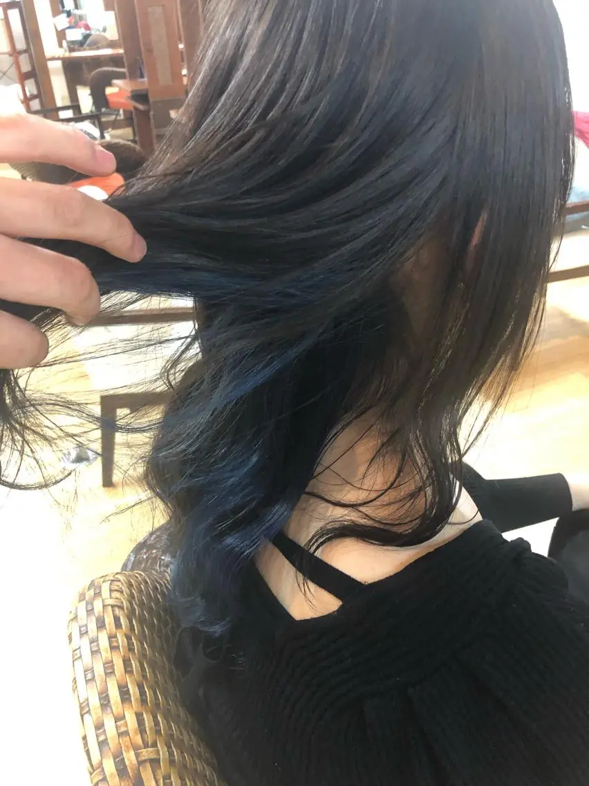 ミディアム カラー ブルーカラー ブラウンカラー インナーカラー 宮原 菜月のヘアスタイル