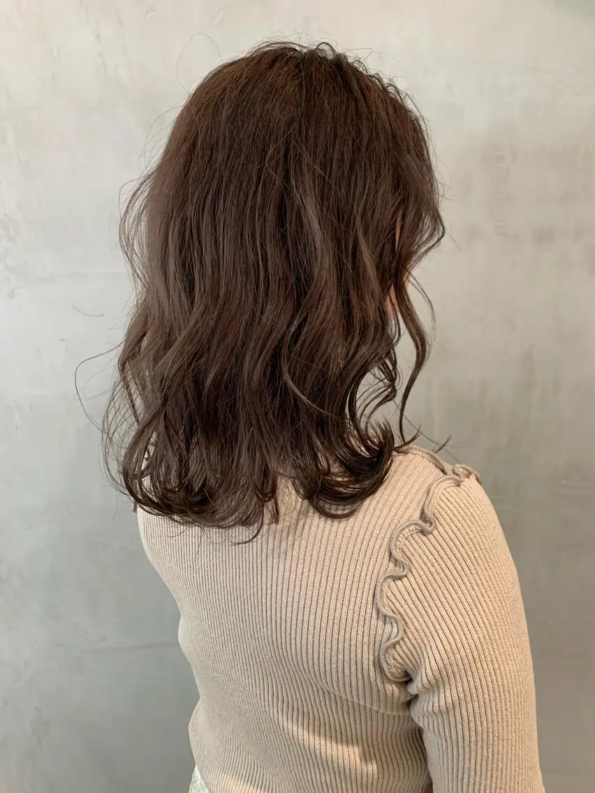 ミディアム カラー カット ヘアカラー トリートメント アンニュイヘア🪽 ayumiのヘアスタイル