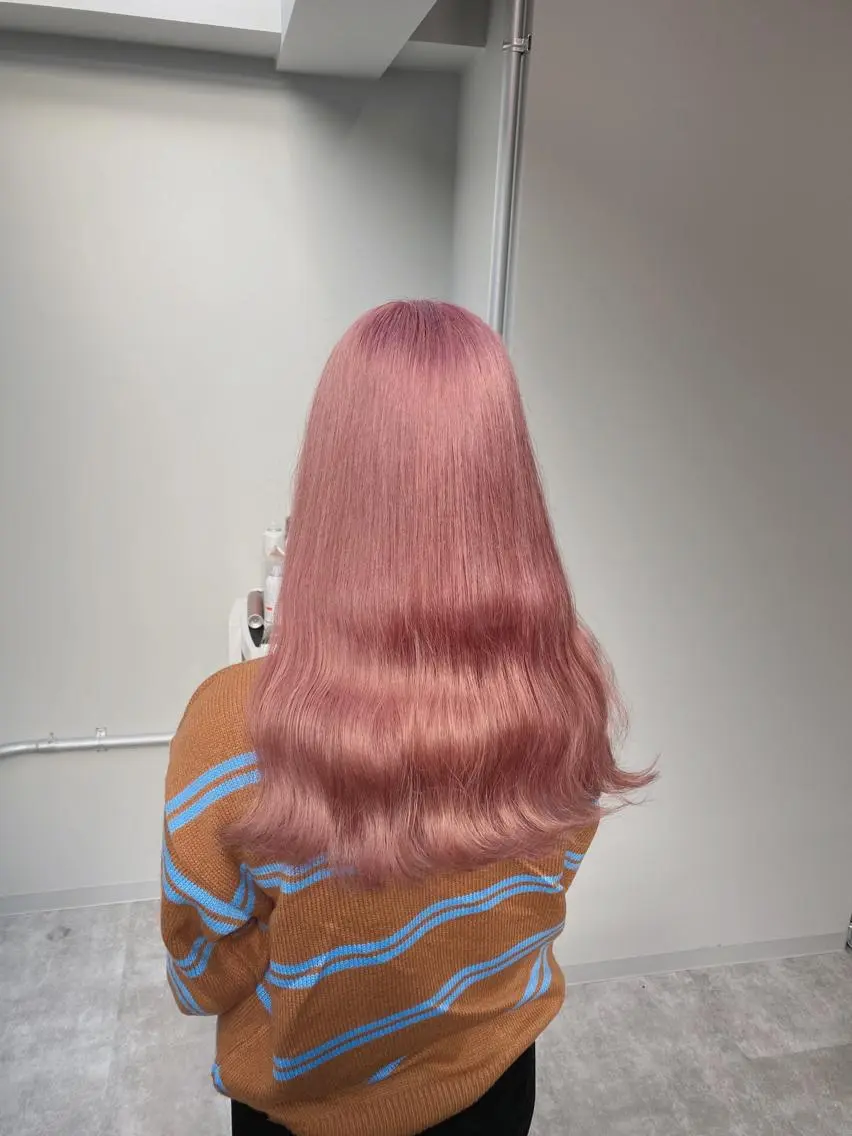 ミディアム カラー ピンクカラー esu 天満のヘアスタイル