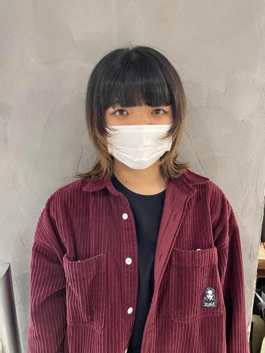 ミディアム ワイドバング ウルフカット ウルフ レイヤー パーマ🪐MANAのヘアスタイル
